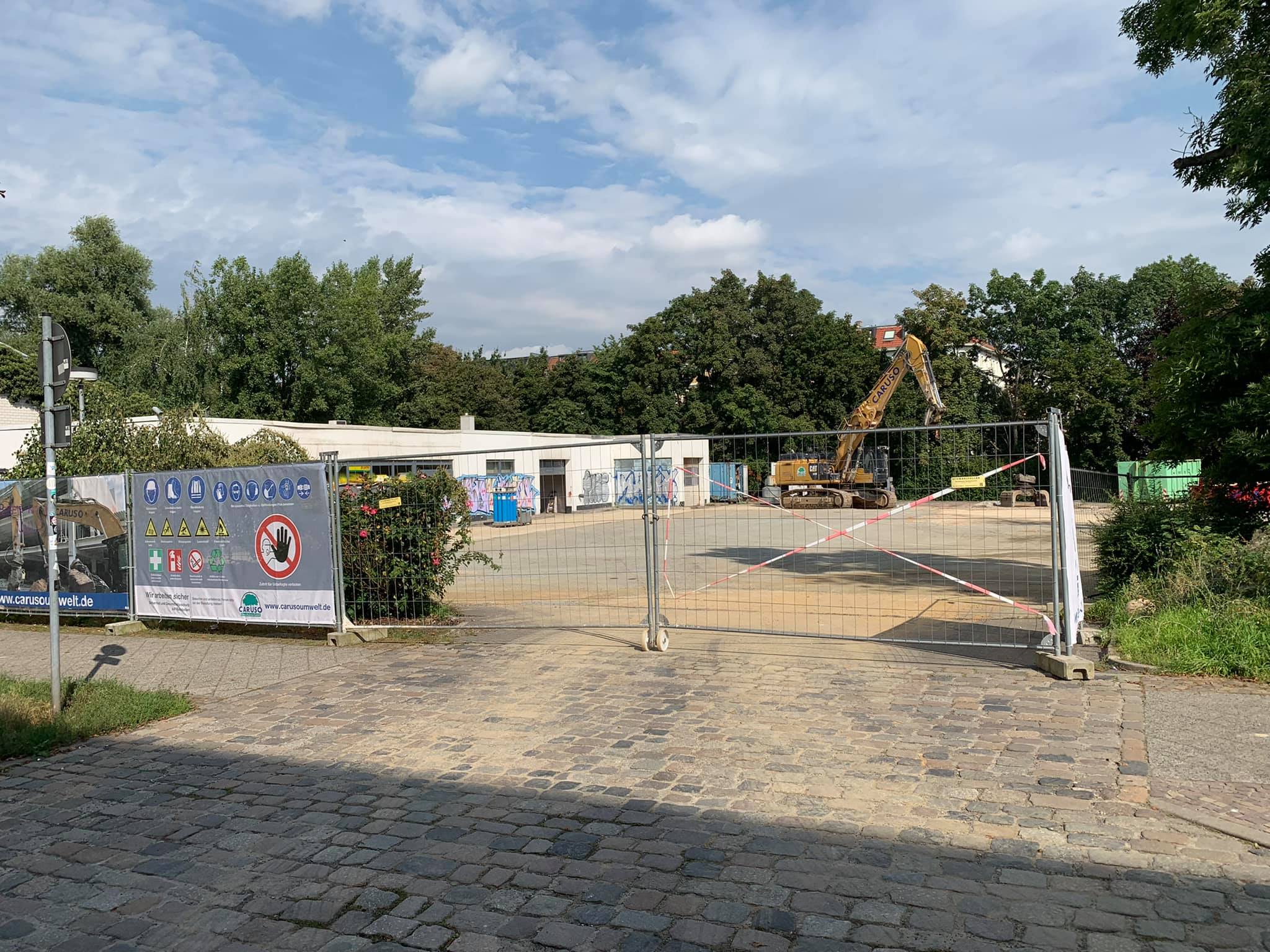 Rückbau der Shell Tankstelle in Reudnitz